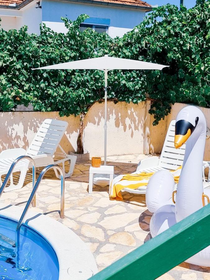 Guesthouse Dila Galovac  외부 사진